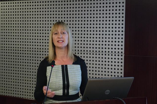 (小)图2驴学Cliona Ni Mhurchu獗�.JPG (小)图2驴学Cliona Ni Mhurchu獗�.JPG