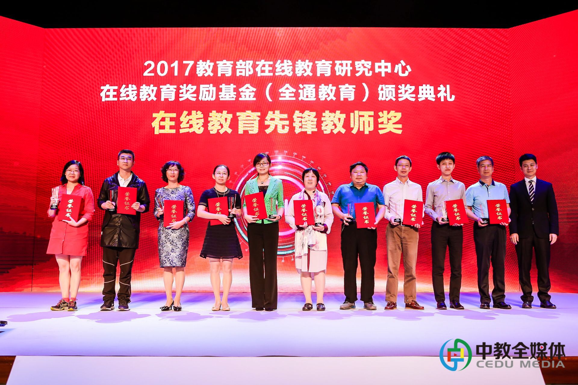 IMG_7010.JPG IMG_7010.JPG